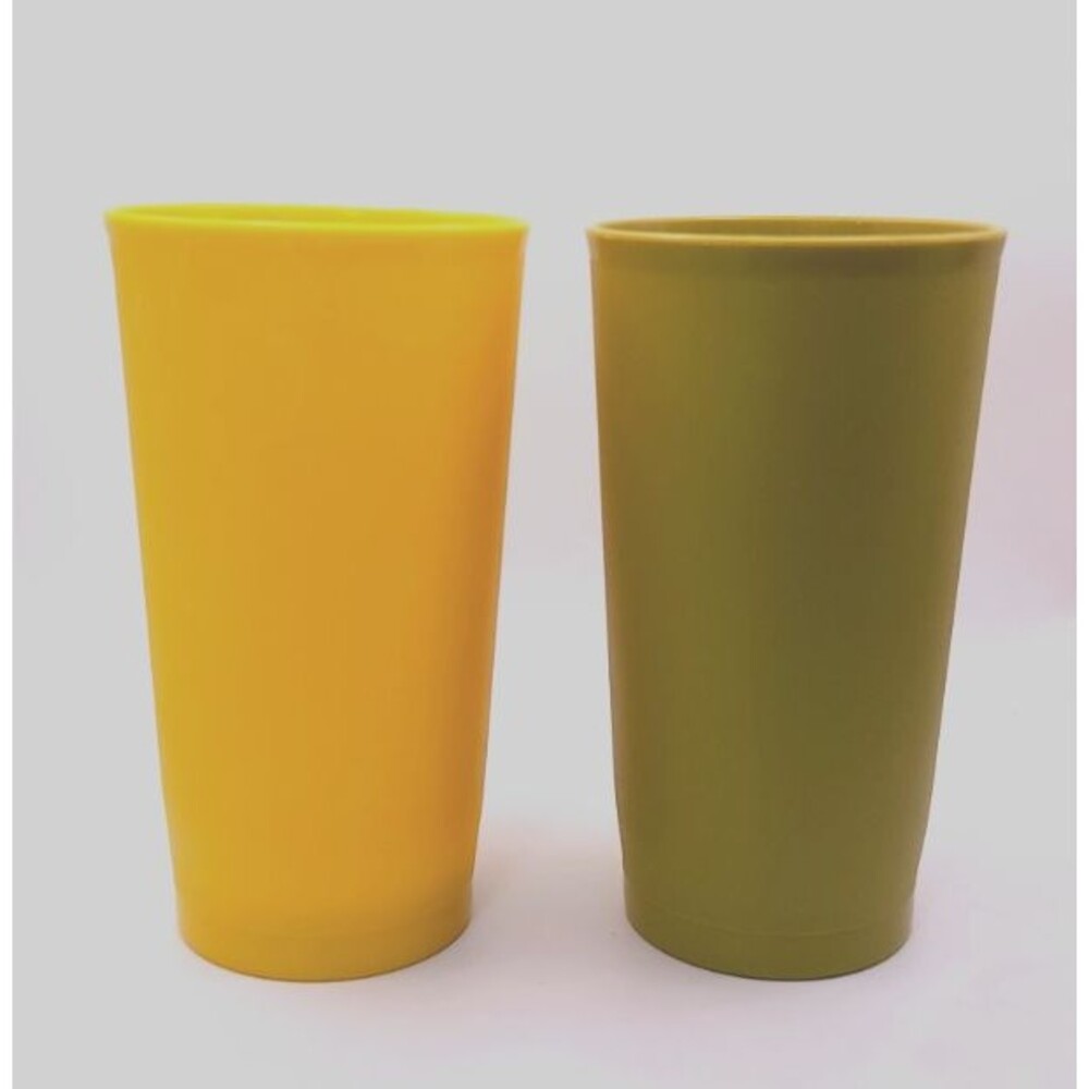 Tupperware Vintage Made in USA 12oz Tumbler Harvest Green & Yellow 873-42 873-38